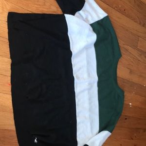 hollister boyfriends tee size small